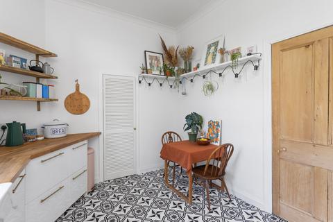 2 Adelphi Grove, Edinburgh, EH15 1AP