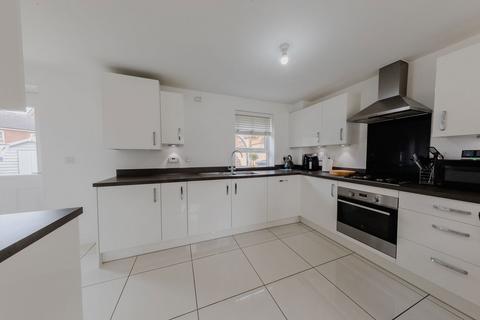 3 Antonius Way, Fairfields, Milton Keynes, MK11 4DA