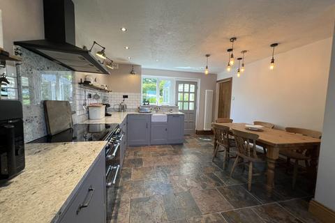 3 bedroom link detached house for sale, Mynydd Mechell, Amlwch, Anglesey, LL68