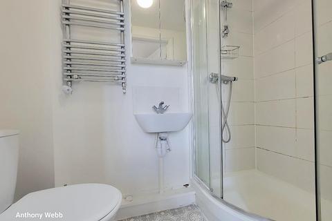 undefined, Halstead Road, Winchmore Hill, N21
