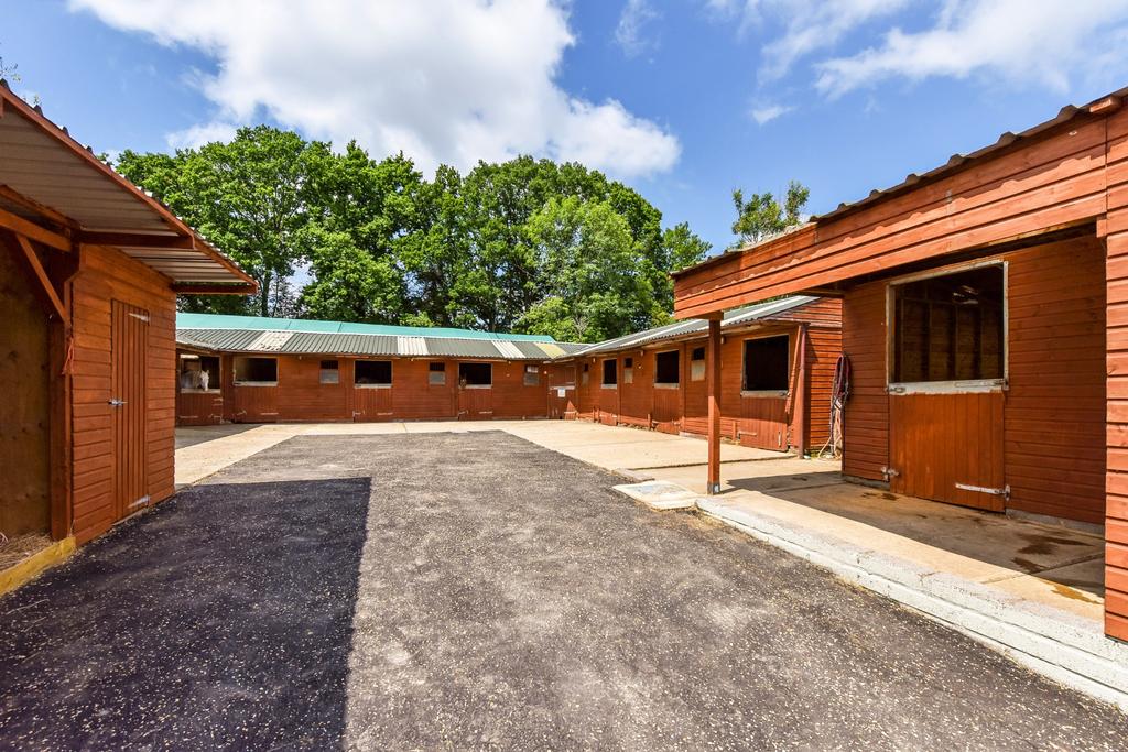 Stable Yard