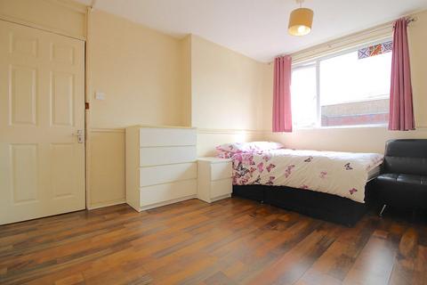 undefined, Ronald Street, London E1