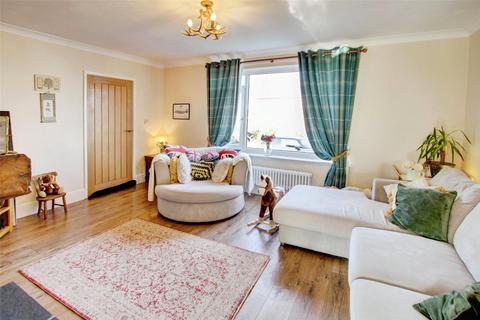 42 Alexandra Close, Framwellgate Moor, Durham, DH1 5ED