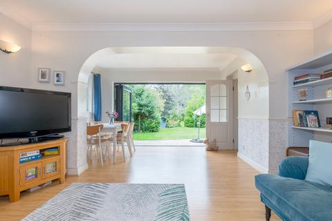 undefined, Pondtail Road, Horsham, RH12