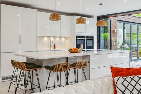undefined, Walton Lane, Weybridge, Surrey, KT13