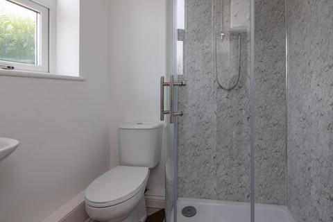 54 Central Drive, New Rossington, Doncaster, DN11 0JE