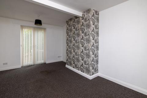 54 Central Drive, New Rossington, Doncaster, DN11 0JE