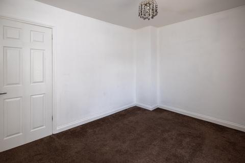 54 Central Drive, New Rossington, Doncaster, DN11 0JE