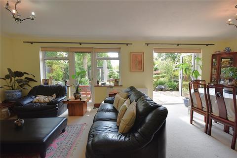 undefined, Horley, Surrey, RH6