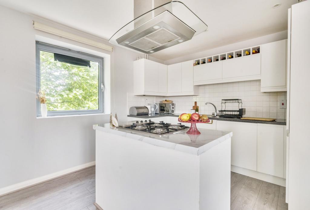 1306575-13-684ab0...