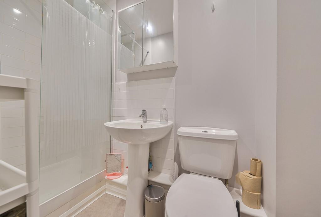 1306575-5-684ab02...