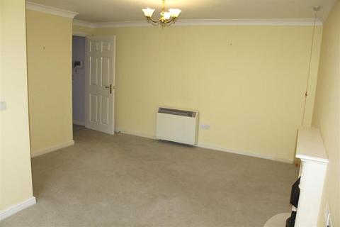 1 bedroom retirement property for sale, Ingle Court, Market Weighton, York, YO43