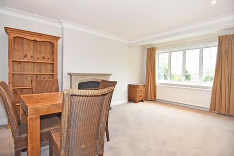 2 bedroom maisonette for sale, Kelvedon Close, Kingston Upon Thames, KT2