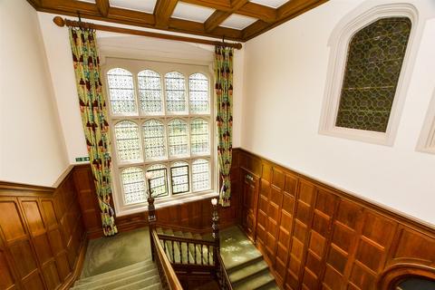 undefined, Grenehurst Park, Dorking RH5