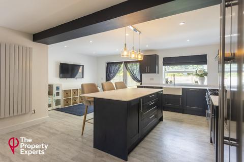 3 bedroom semi-detached house for sale, Buckden Close, Reading, RG5