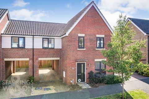 3 bedroom end of terrace house for sale, Peter Pulling Drive, Queens Hill, Norwich