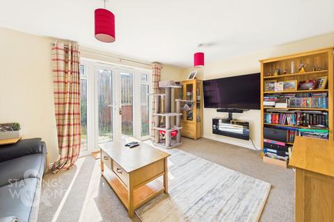 3 bedroom end of terrace house for sale, Peter Pulling Drive, Queens Hill, Norwich