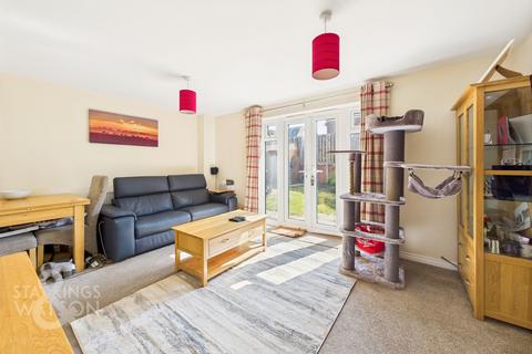 3 bedroom end of terrace house for sale, Peter Pulling Drive, Queens Hill, Norwich