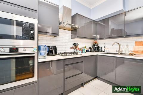 2 bedroom apartment for sale, Princes Avenue, London N3
