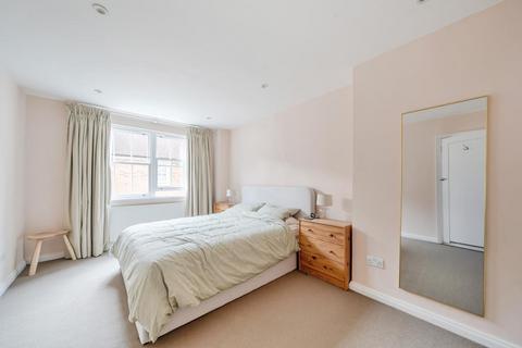5 Caroline Place, London, W2 4AW