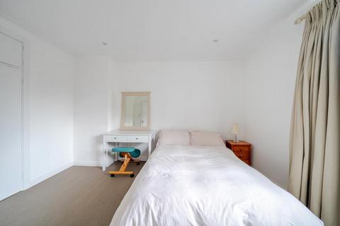 5 Caroline Place, London, W2 4AW
