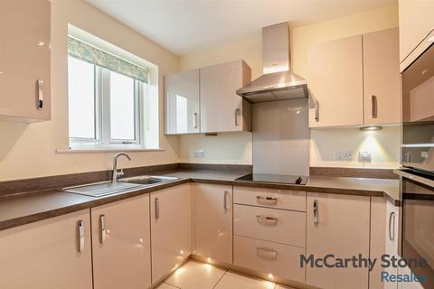 2 bedroom apartment for sale, Chesterton Court, Railway Road, Ilkley