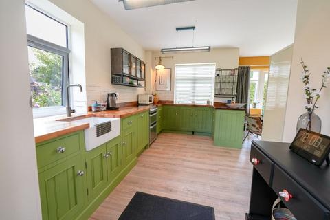 18 Buxton Road, Sutton Coldfield, B73 5RR