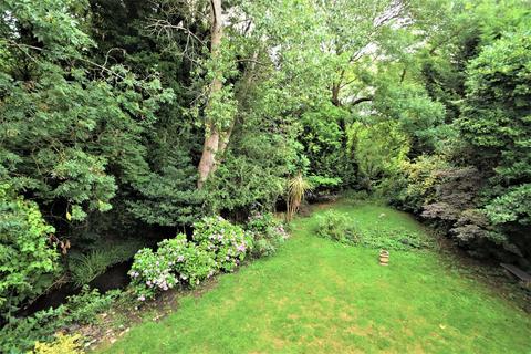 2 bedroom detached house for sale, Albert Road, Addlestone, KT15