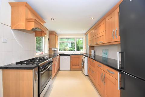 2 bedroom detached house for sale, Albert Road, Addlestone, KT15