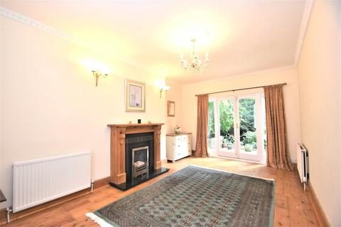 2 bedroom detached house for sale, Albert Road, Addlestone, KT15