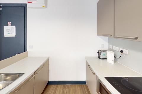 6 bedroom private hall to rent, Luton LU1