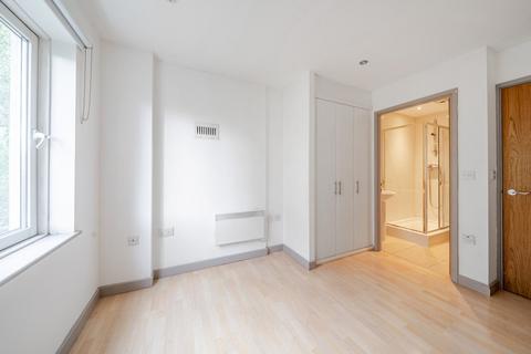2 bedroom flat for sale, Kennington Road, London, SE11