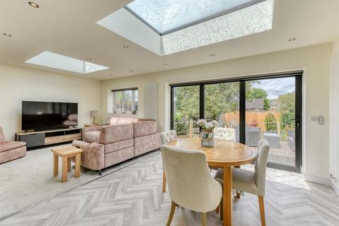 224 Castlecroft Road, Wolverhampton, WV3 8ND