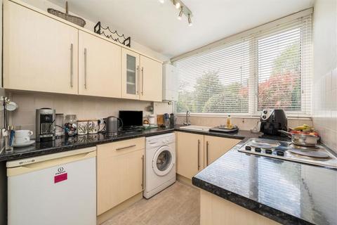undefined, Baring Road, London SE12