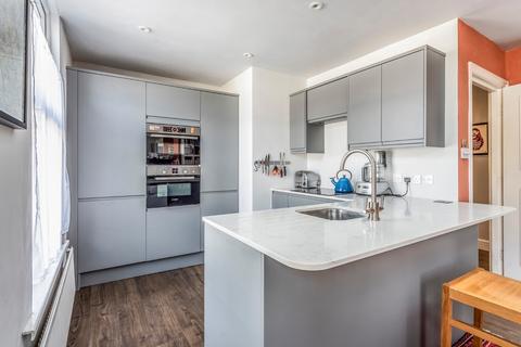 3 bedroom flat for sale, St Asaph Road, Brockley, London, SE4