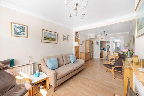 72 Dennett Road, Croydon, CR0 3JA
