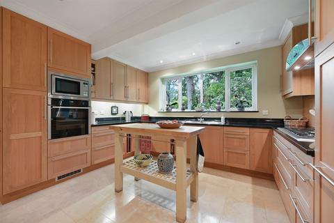 4 bedroom detached bungalow for sale, Dukes Wood Drive, Gerrards Cross, SL9