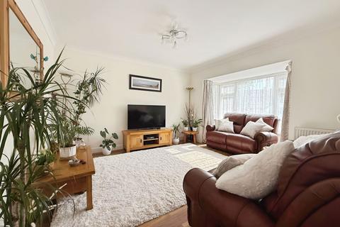 156 Hart Dyke Road, Swanley, BR8 7EE