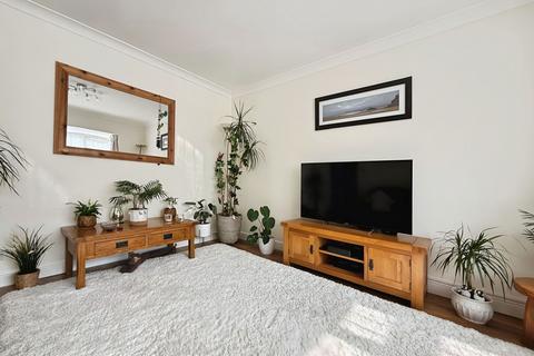 156 Hart Dyke Road, Swanley, BR8 7EE