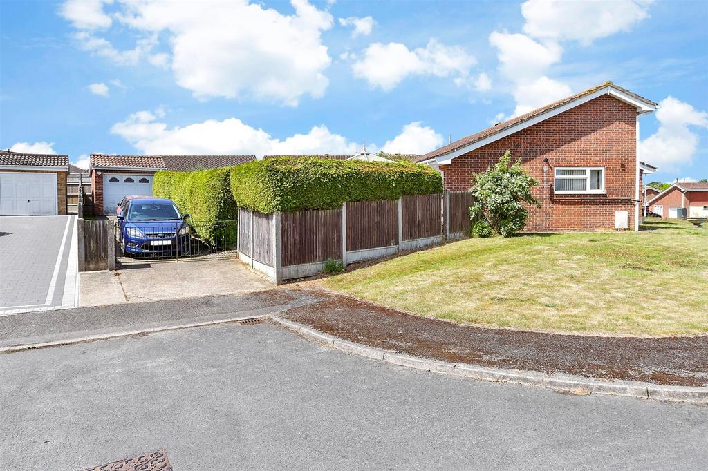 Driveway/Parking