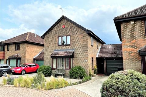 24 Burgate Fields, Fordingbridge, SP6 1LR