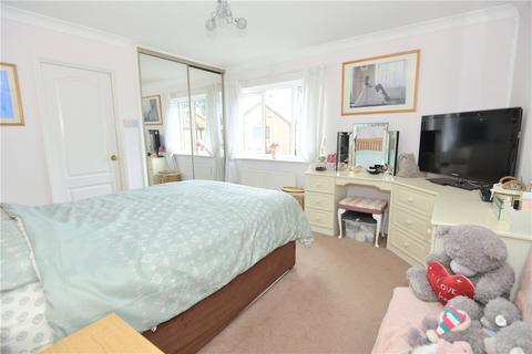 24 Burgate Fields, Fordingbridge, SP6 1LR