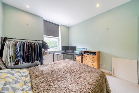 Flat 3, 52 Harold Road, London, SE19 3SW