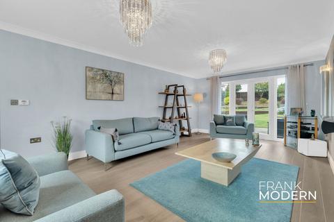 5 Easby Rise, Eye, Peterborough, PE6 7TX