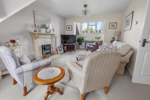1 bedroom flat for sale, Flat 2, Hills Court, New Road, Bromsgrove. B60 2LE