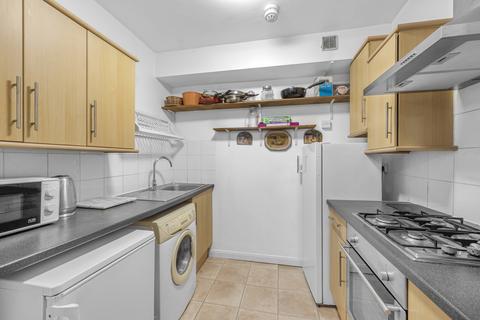 2 bedroom apartment for sale, Petherton Road, London, N5