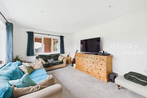 4 bedroom detached bungalow for sale, High Street, Gislingham