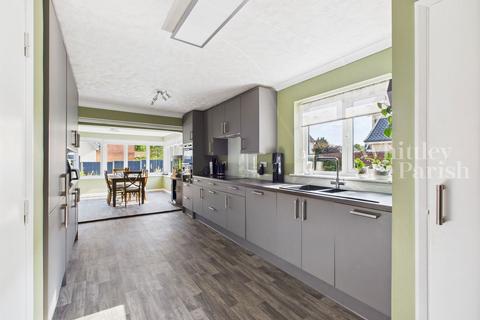 4 bedroom detached bungalow for sale, High Street, Gislingham