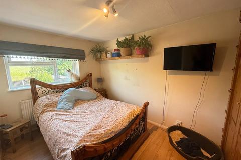 98 Beechfield Walk, Waltham Abbey, EN9 3AA