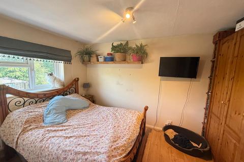 98 Beechfield Walk, Waltham Abbey, EN9 3AA